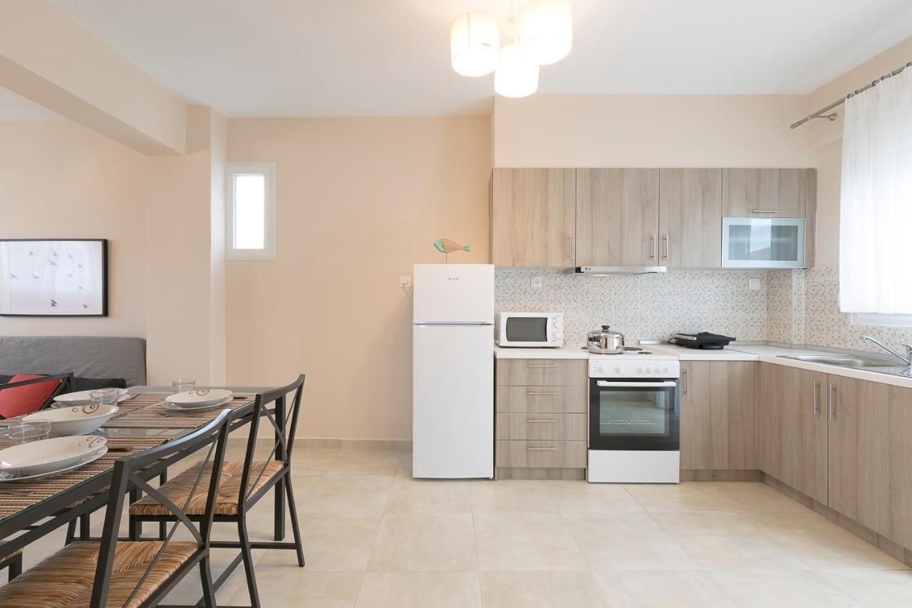 Palm Tree Apartments #Feelslikehome Ormos Panagias Exterior foto